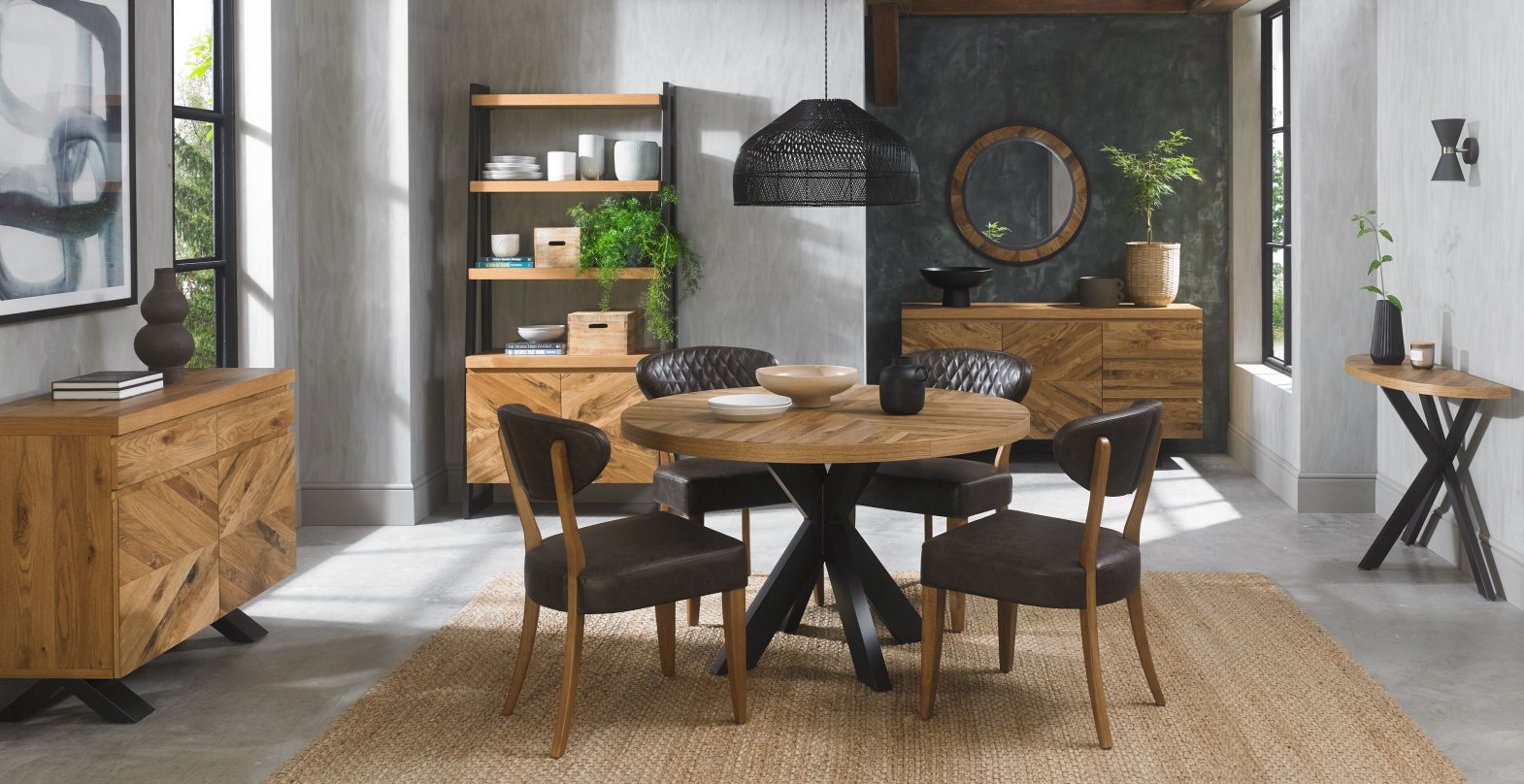 DINING<br/>SETS