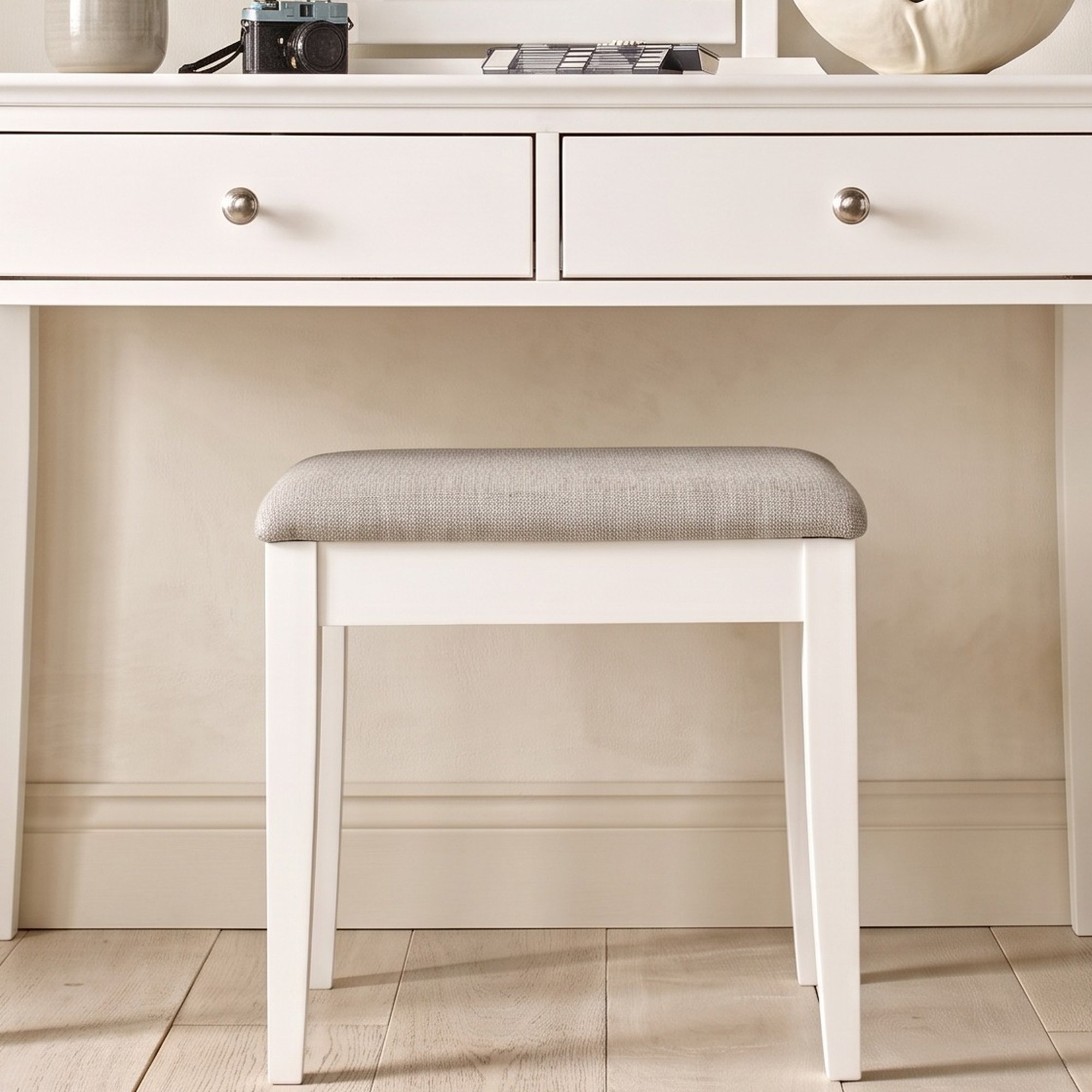 Ashby New 1 stool website crop 2048