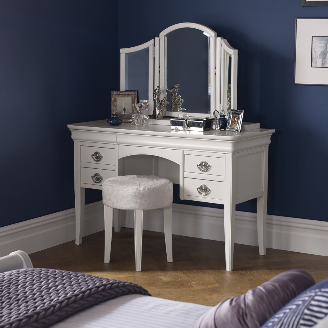 Venet - White Dressing Table