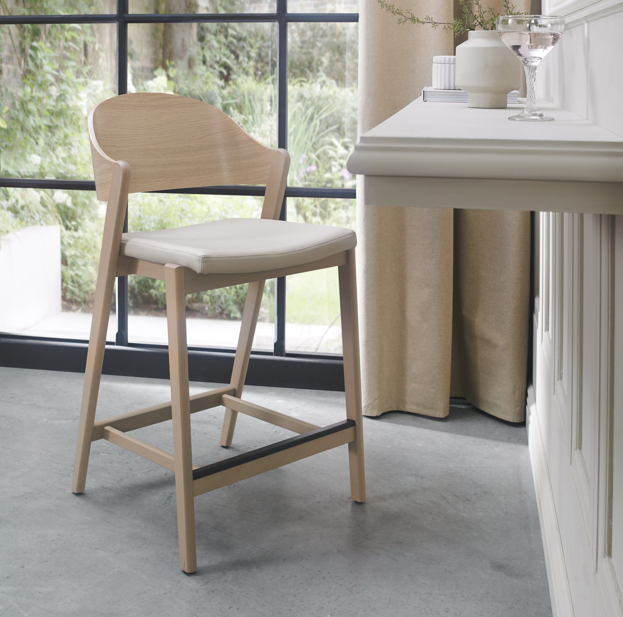 Astra Scandi Oak Bar Stool in Ivory Bonded Leather - Single