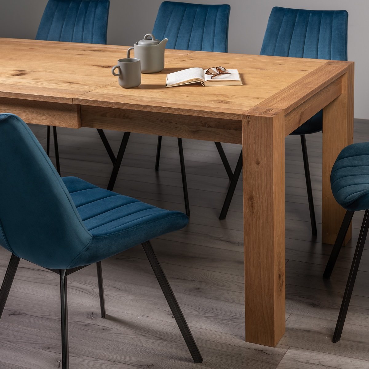 Blake - Light Oak 6-8 Seater Extendable Dining Table & 6 Blue Velvet Fontana Dining Chairs