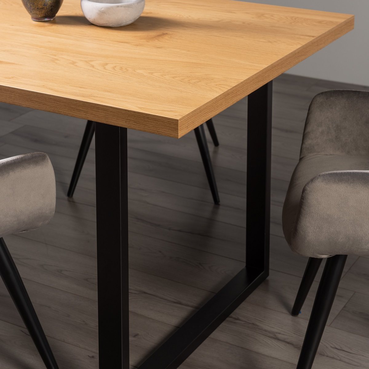 Ramsay - U Leg Oak Effect 6 Seater Dining Table