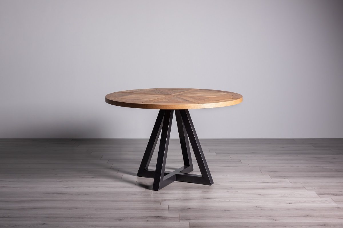 Lowry - Rustic Oak 4 Seater Circular Dining Table