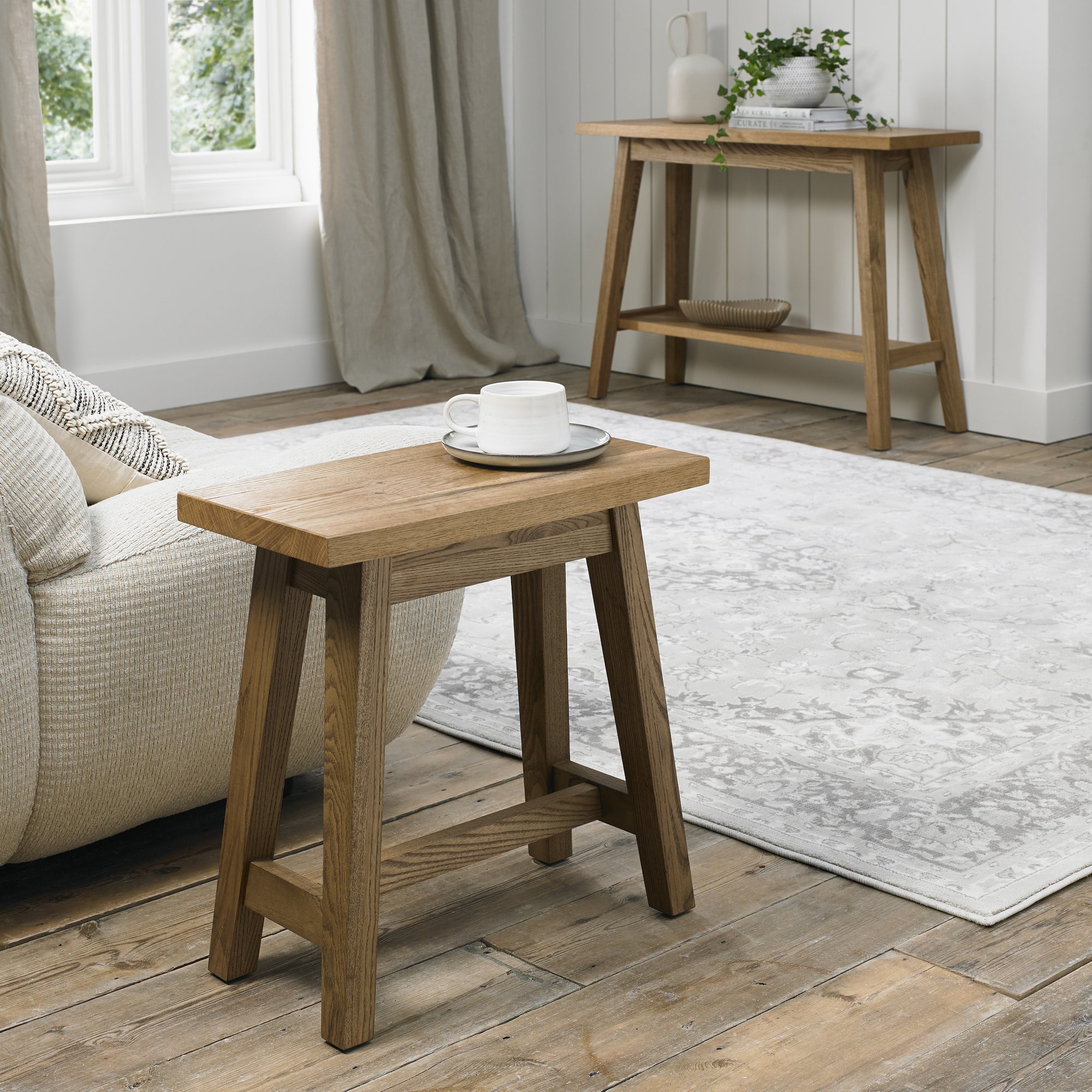 Rosen Rustic Oak Side Table