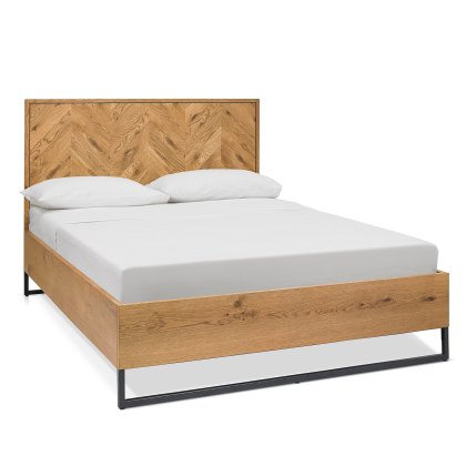 Varo Rustic Oak Panel Bedstead King 150cm