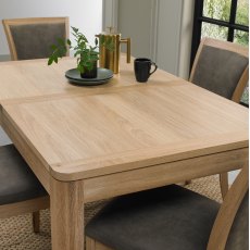 Rushbury Oak 4-6 Extension Dining Table