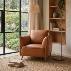 Atlas - Armchair in Tan