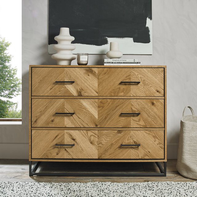Varo Rustic Oak 3 Drawer Chest Varo Rustic Oak 3 Drawer Chest